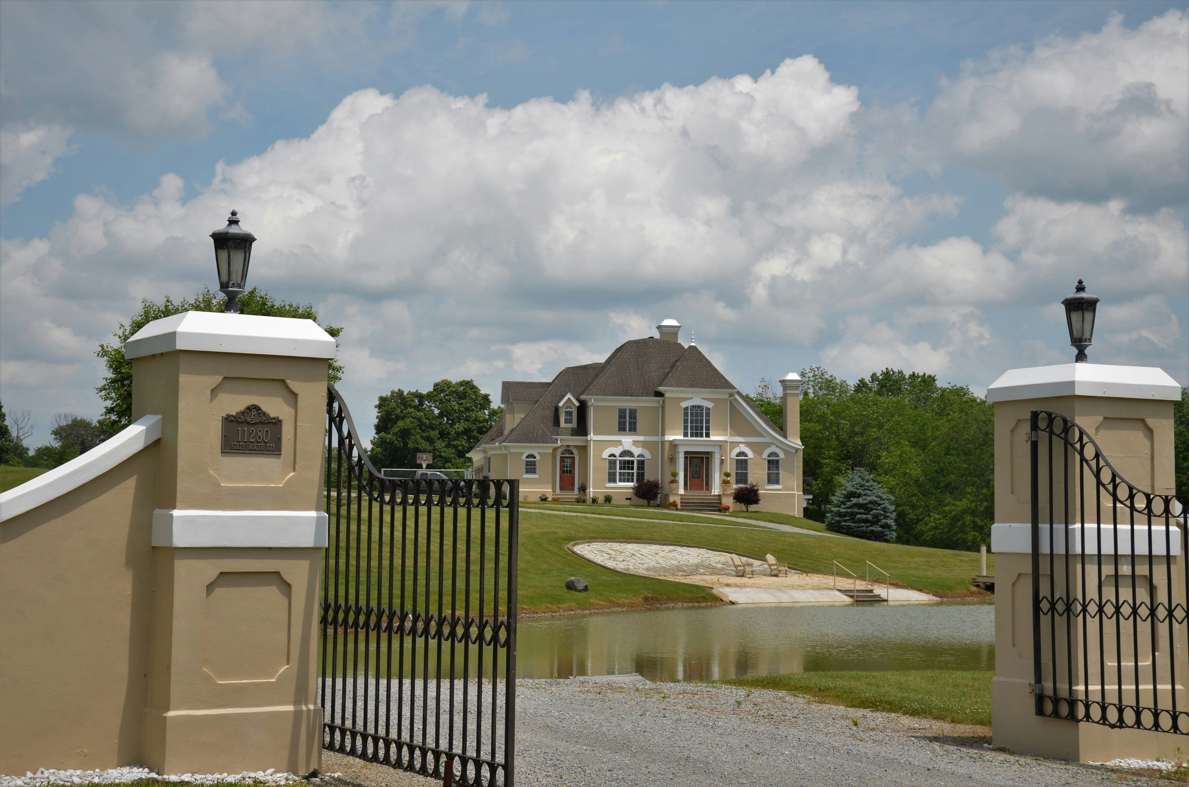 Chaos Meets Legacy: The Dupree Dynasty in Flame – Part 2